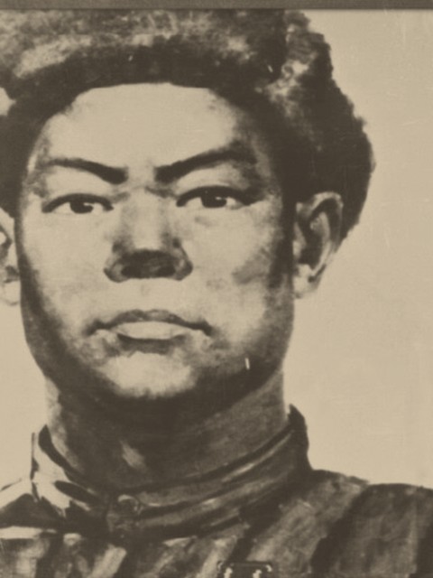 烈士老照片修复前原貌